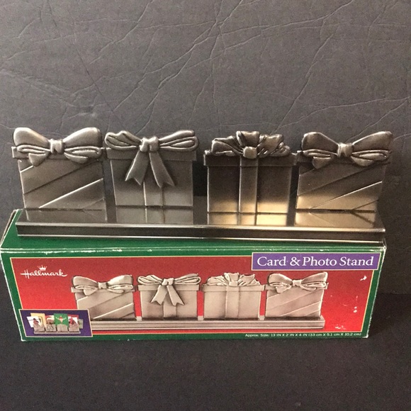 Bundle of Christmas decor & Ornaments - Picture 2 of 15